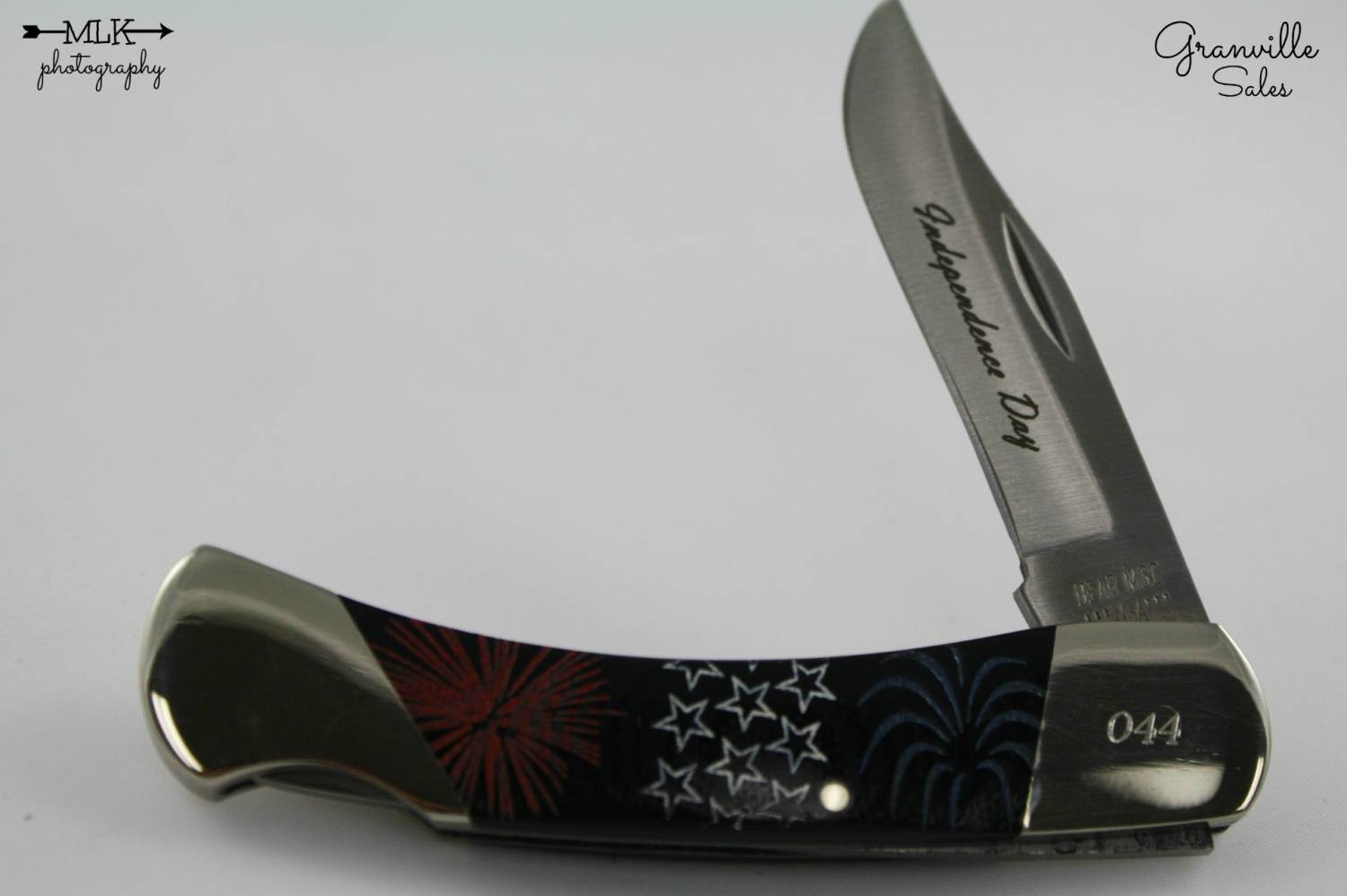 Holiday Series - G10 Independence (3-3/4") PocketKnife - LockBack Folder