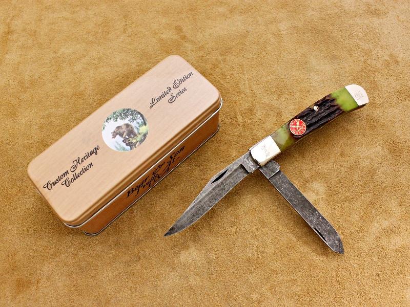 BKC 2006 Club Knife - Bear & Son Jigged Mossy Bone 2-Blade Trapper