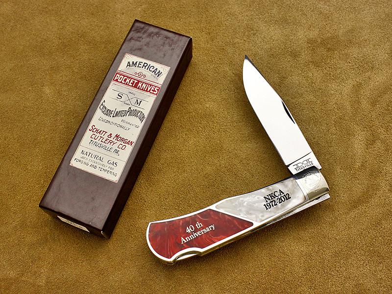 Queen S&M Mountain Man LockBack - Red & White Mica Pearl LockBack